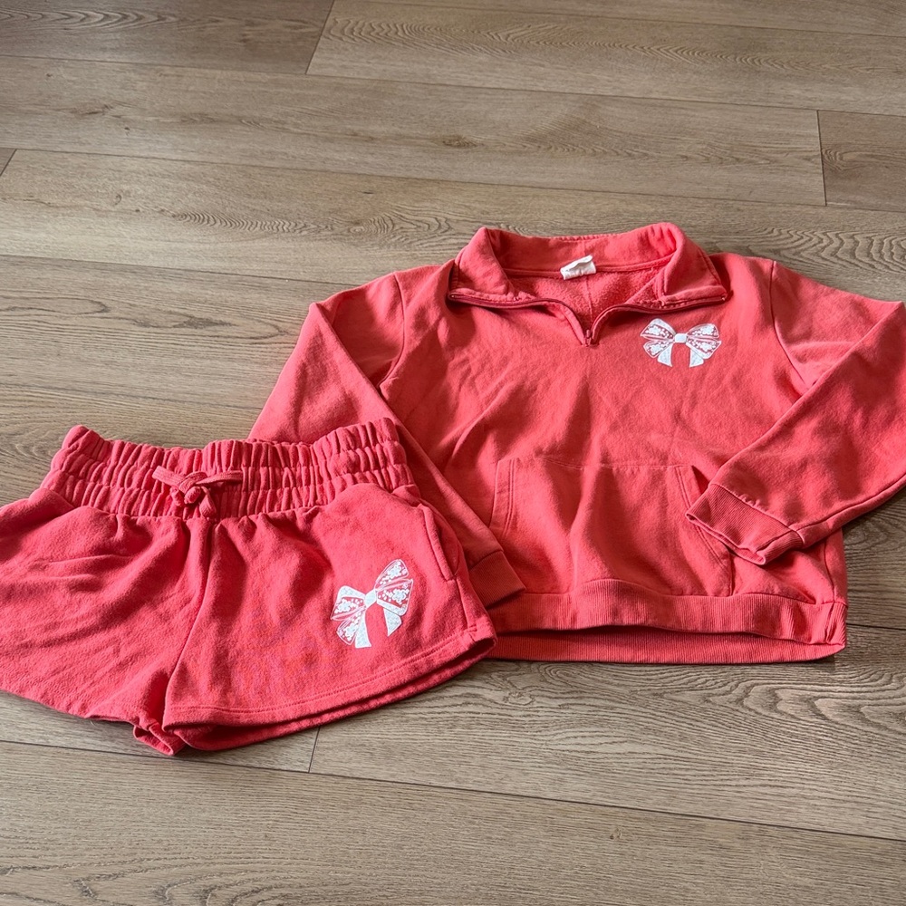 Charming Coral Set with Bow